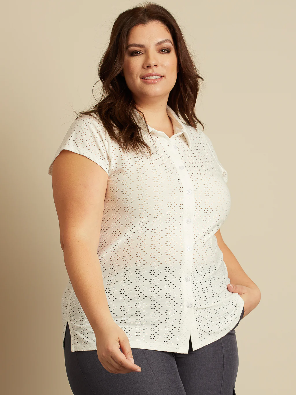 Blouse à manches courtes avec boutons – Image 2