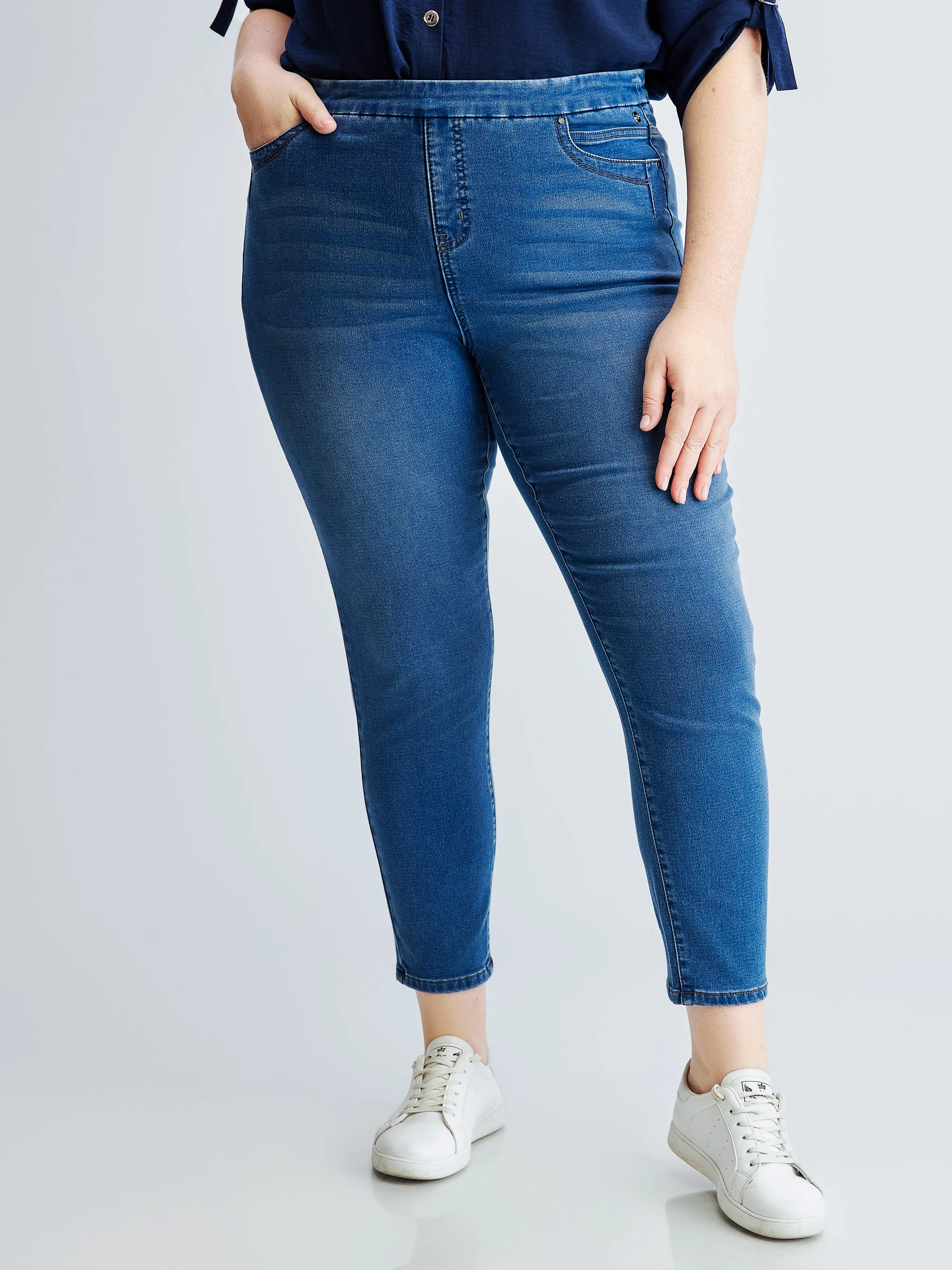 Jean skinny ajusté à enfiler – Image 3