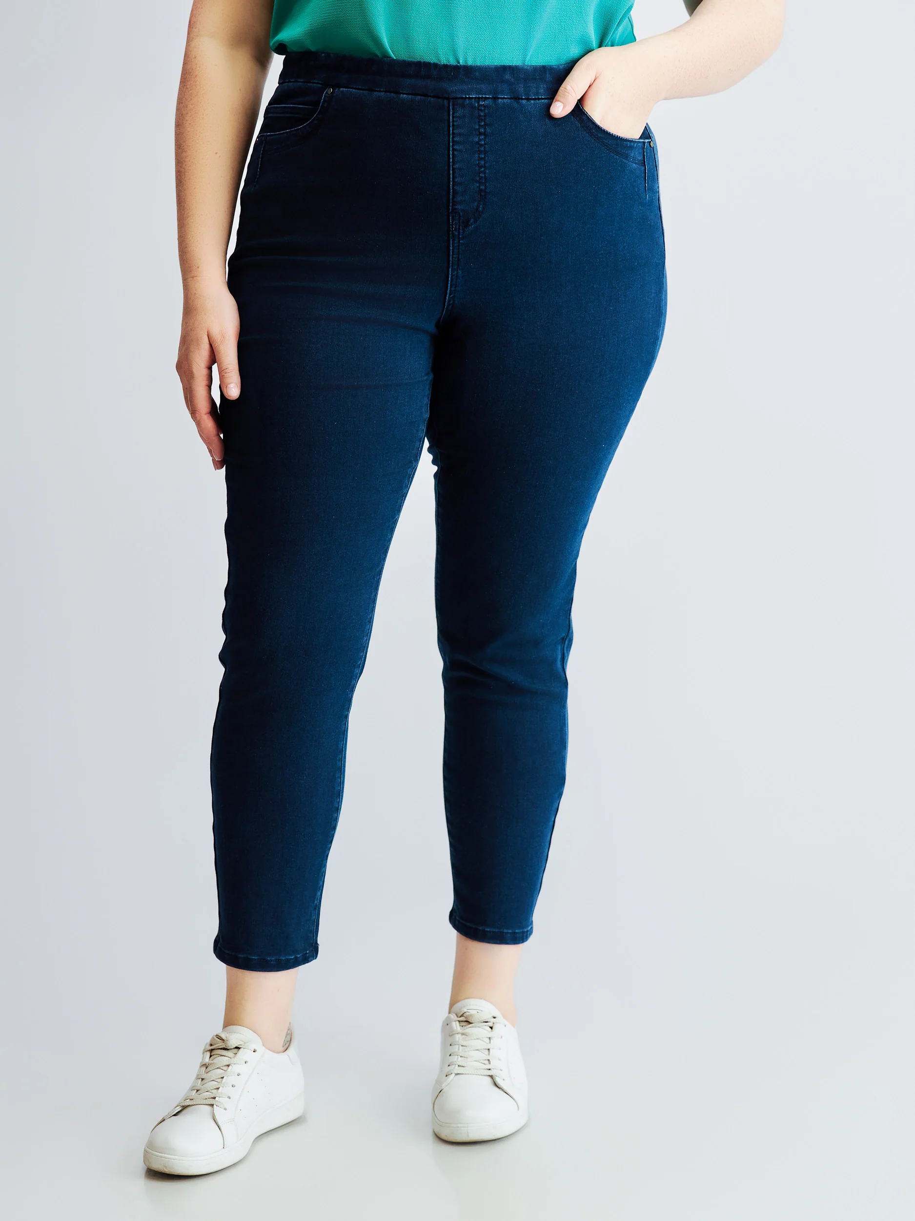 Jean skinny ajusté à enfiler – Image 7