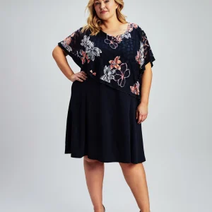 Robe midi évasée en tricot