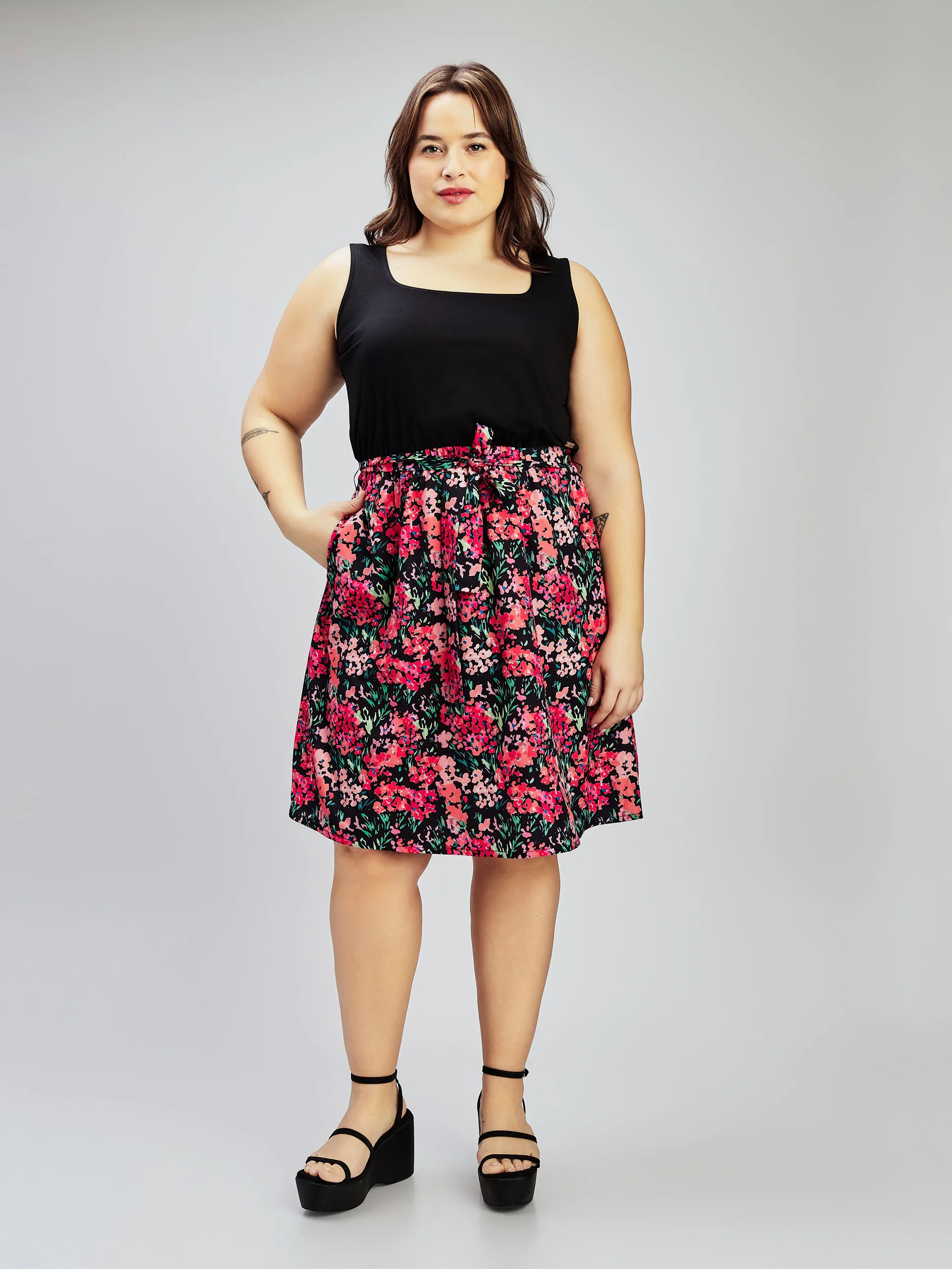 Robe midi évasée en tricot – Image 2