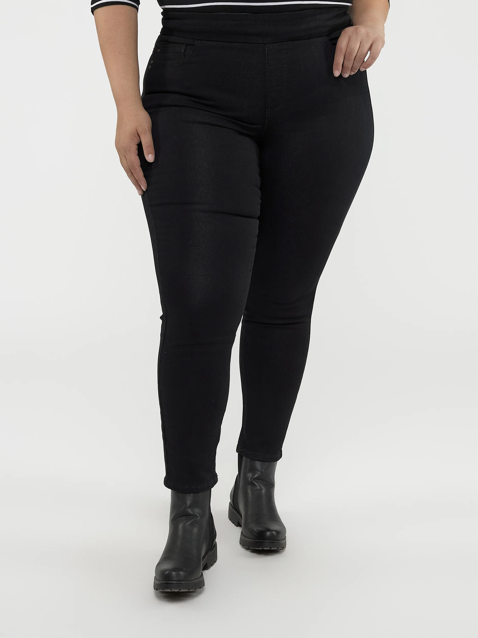 Jean skinny ajusté à enfiler – Image 3