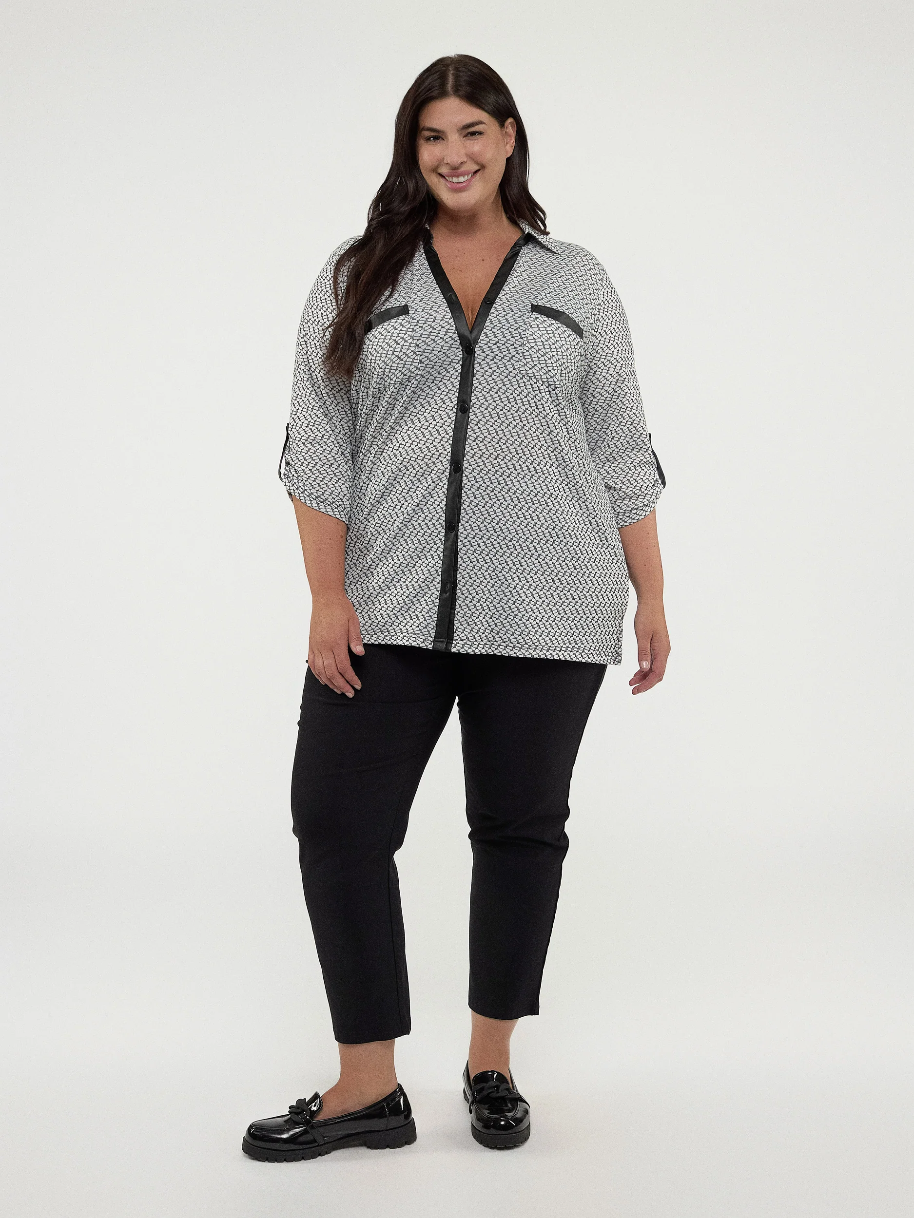 Blouse à manches 3/4 avec boutons – Image 3