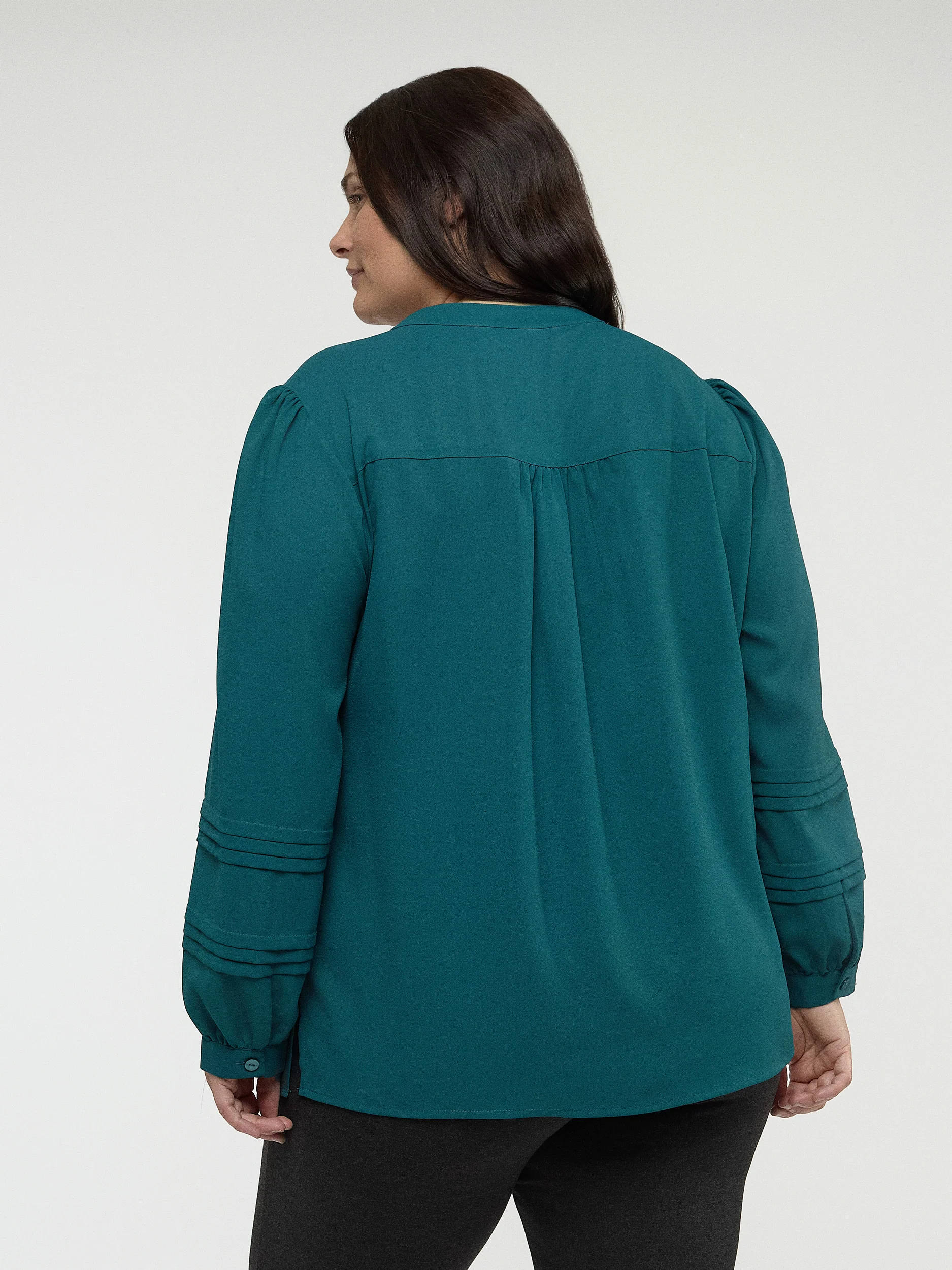 Blouse à manches longues avec boutons – Image 4
