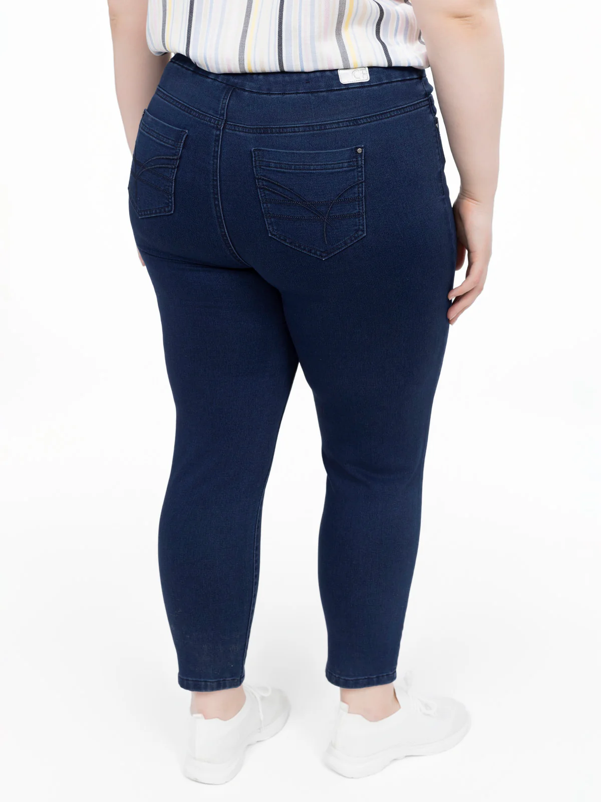 Jean skinny ajusté à enfiler – Image 7