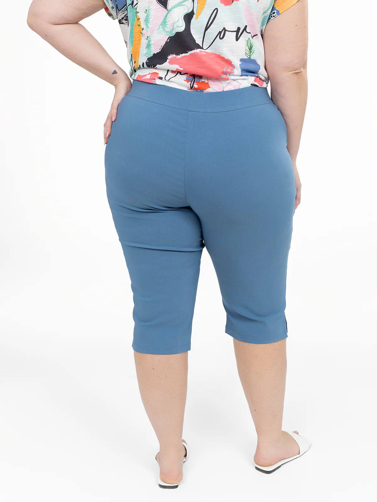 Capri droit ajusté à enfiler – Image 7