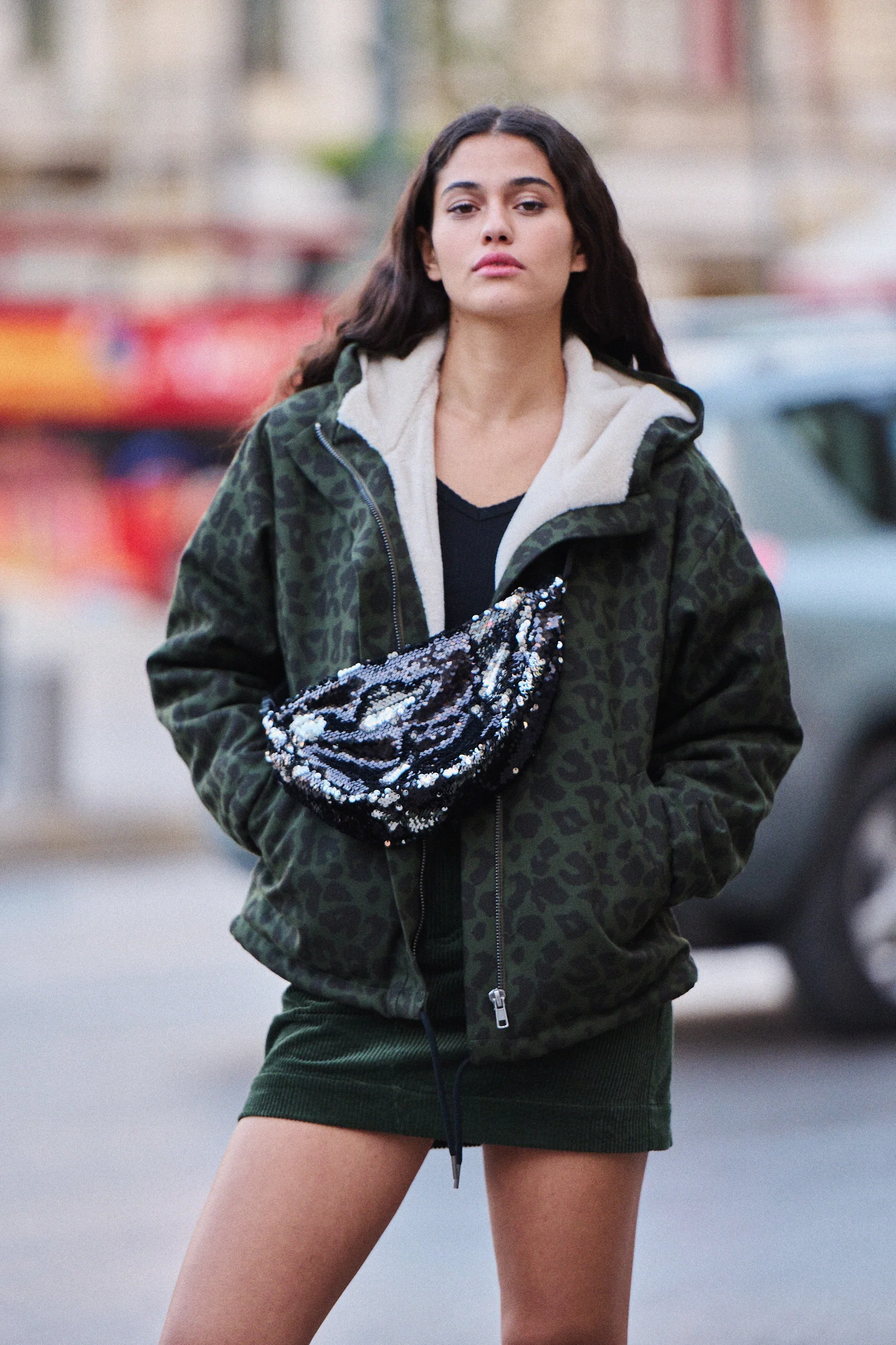 Banane Alban à sequins – Image 5