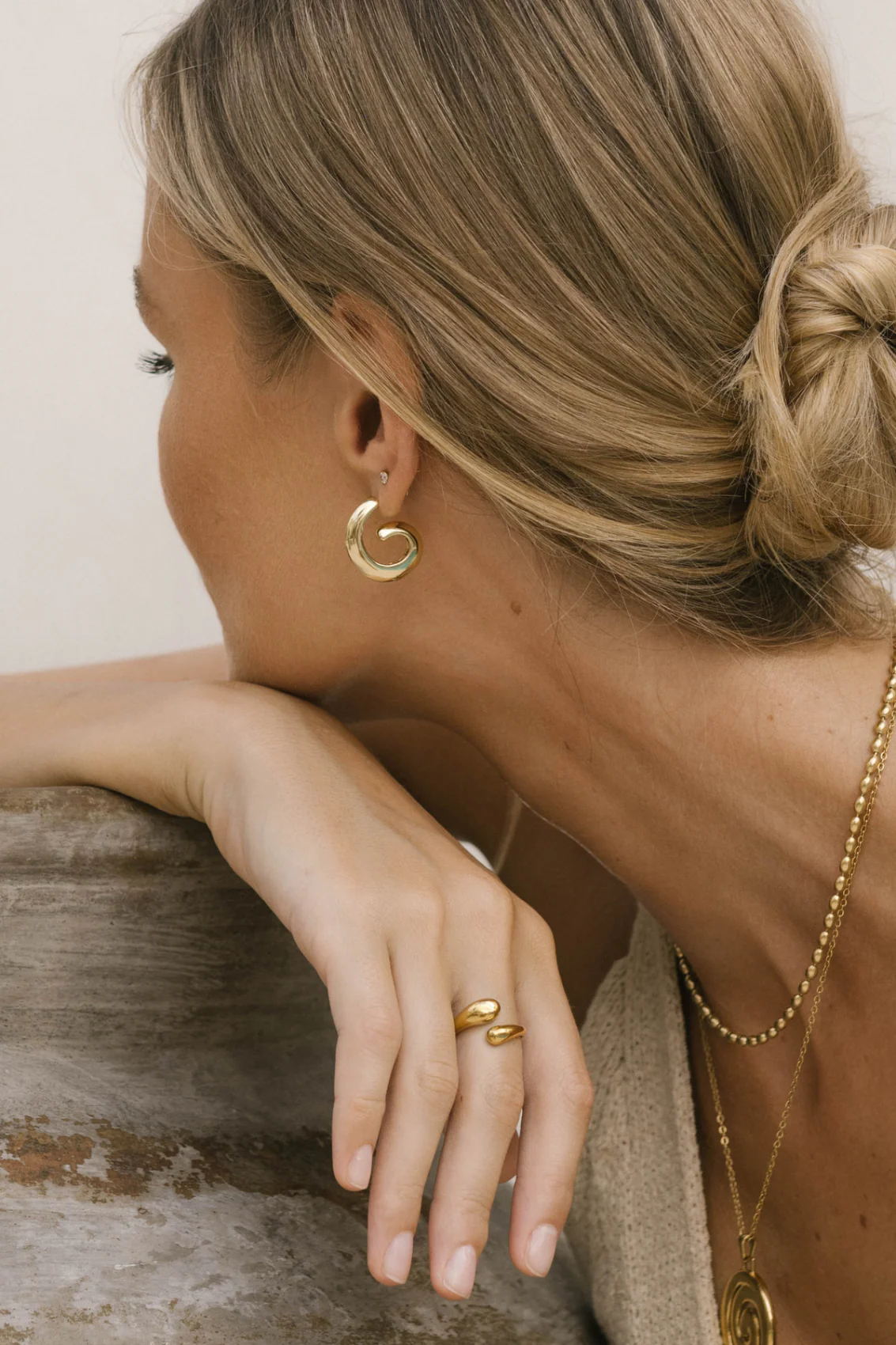 TWENTY COMPASS Boucles d'Oreilles Athena – Image 3