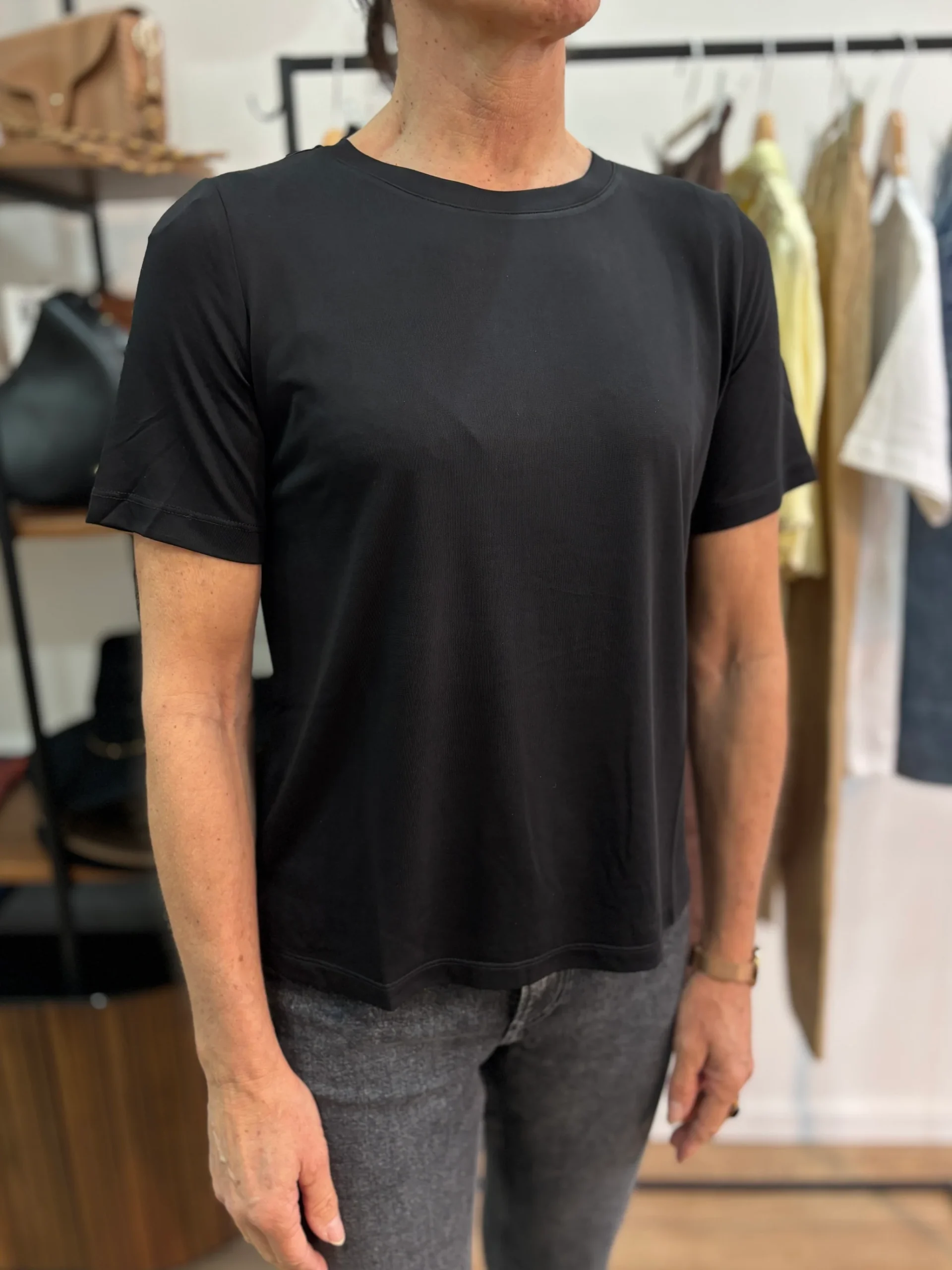 T-shirt col rond - YERSÉ – Image 2