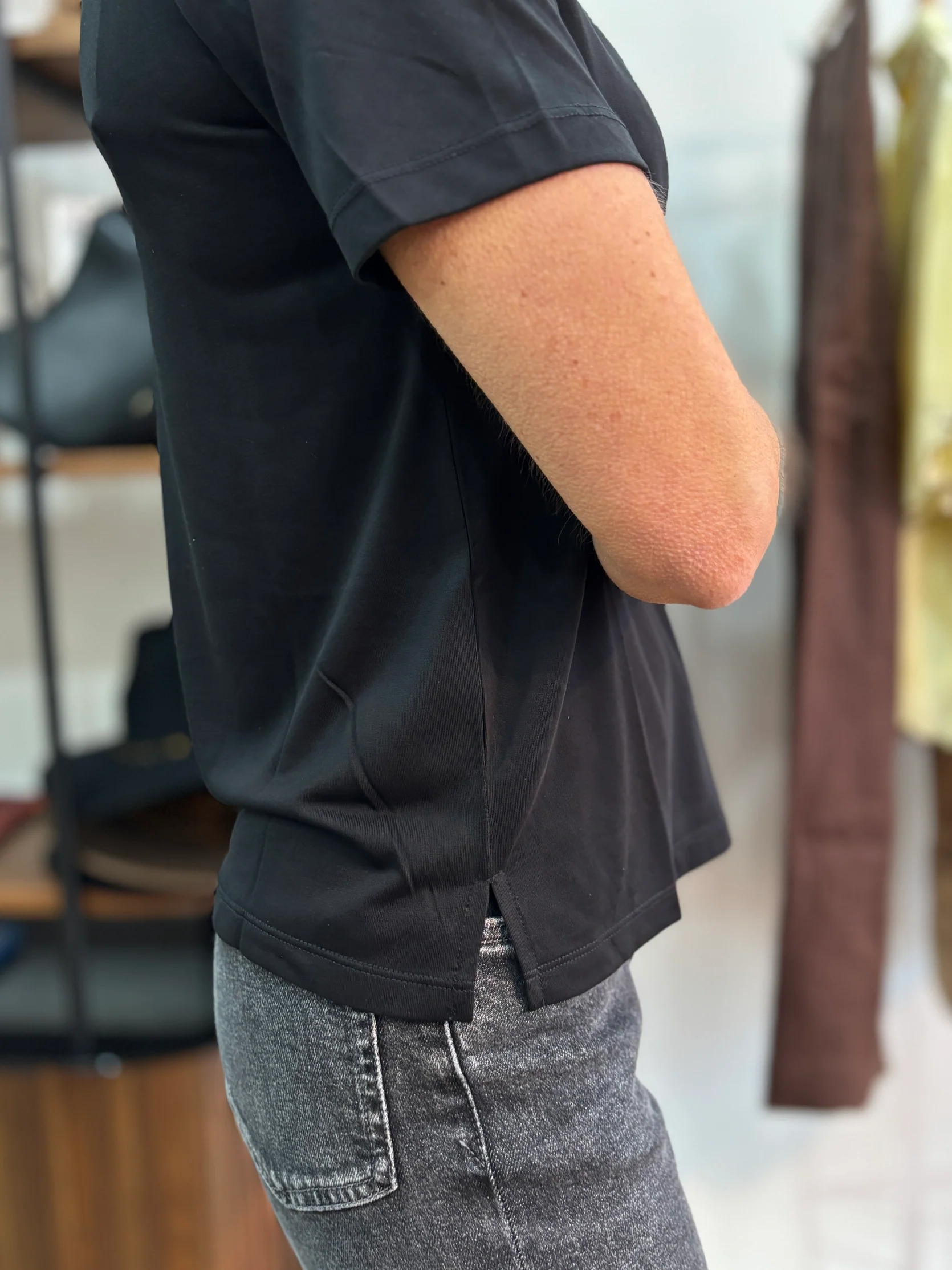 T-shirt col rond - YERSÉ – Image 3