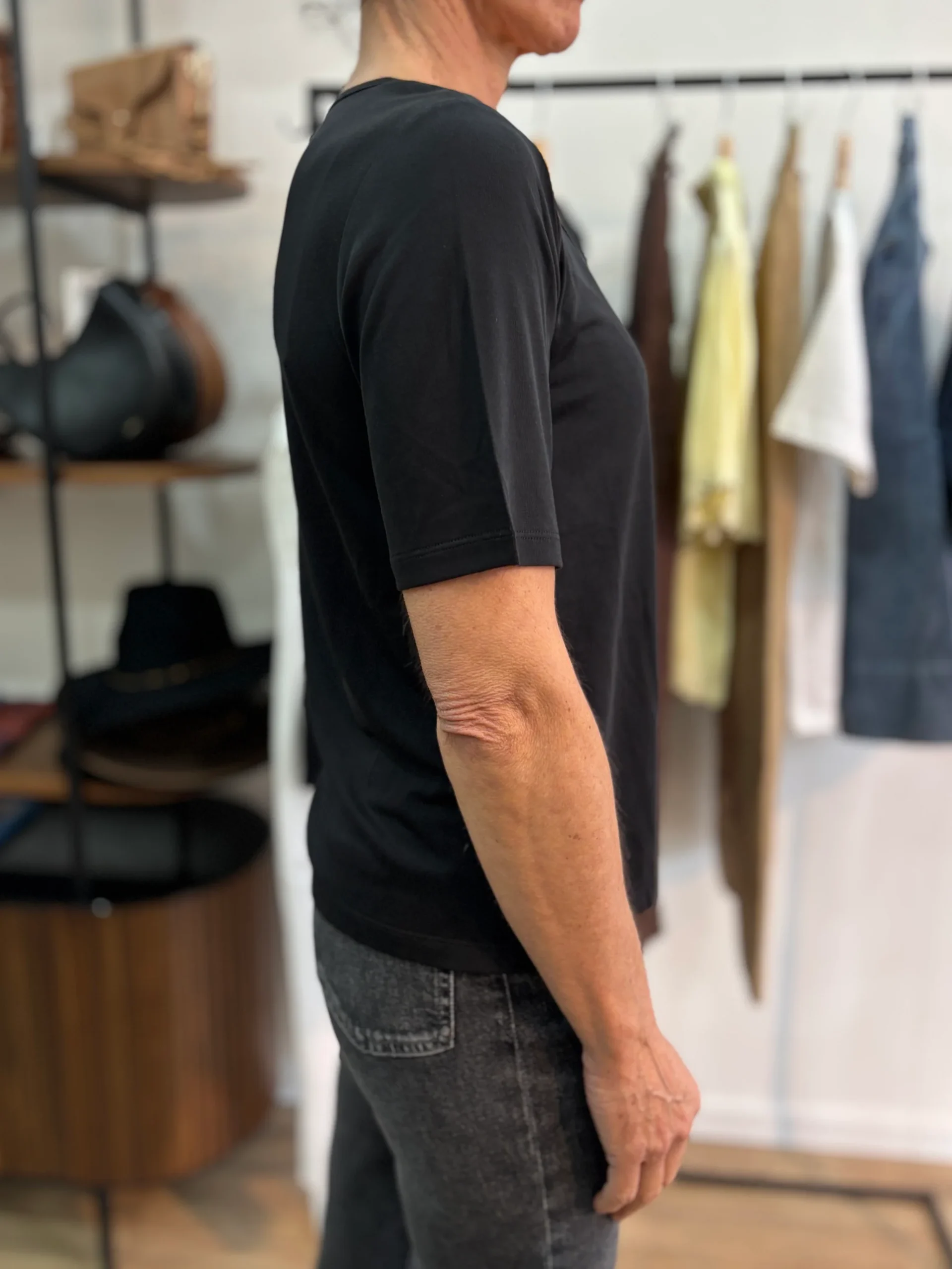 T-shirt col rond - YERSÉ – Image 4