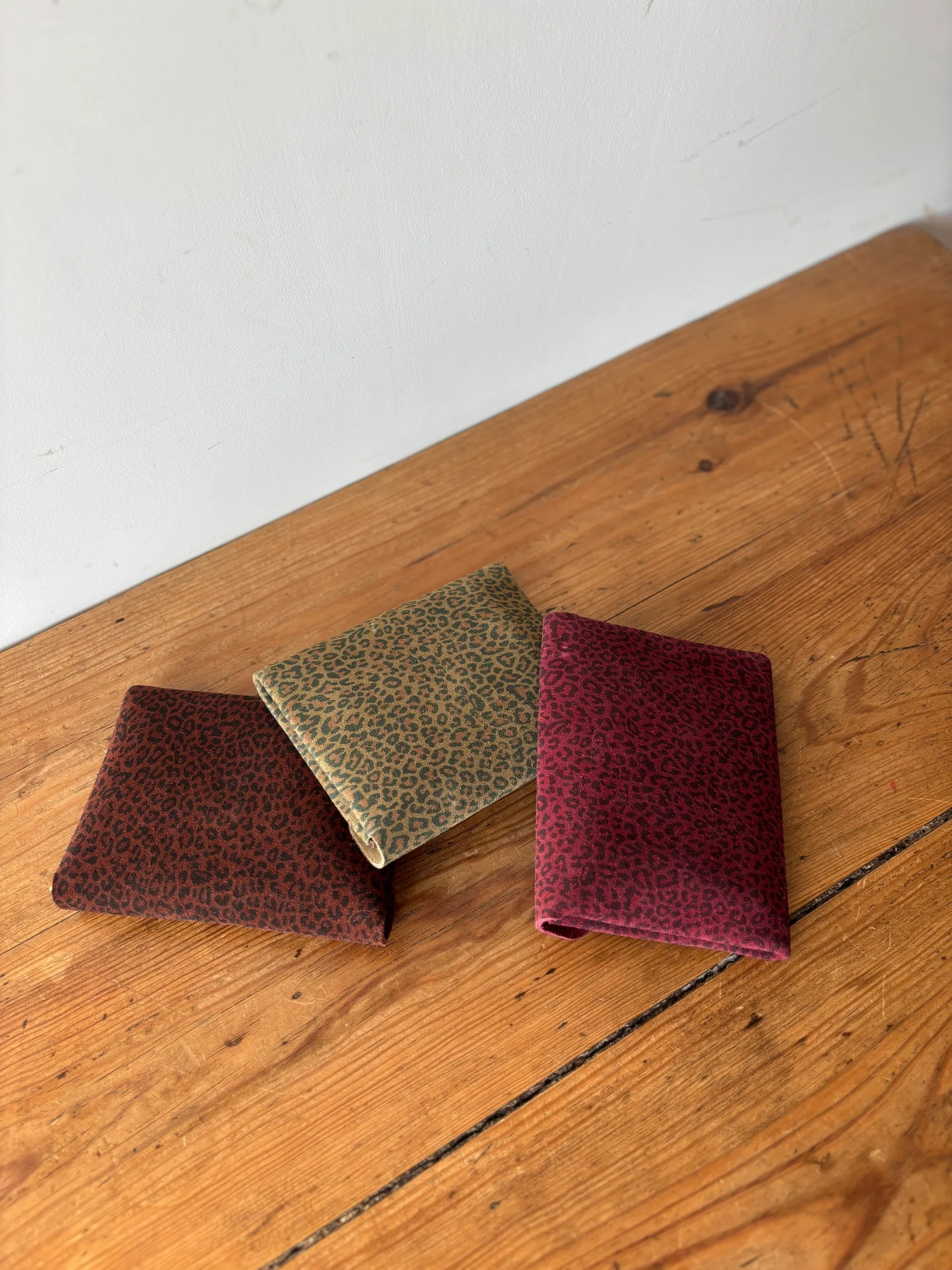 Pochette Monyl X Pa Léopard - MILA LOUISE – Image 4