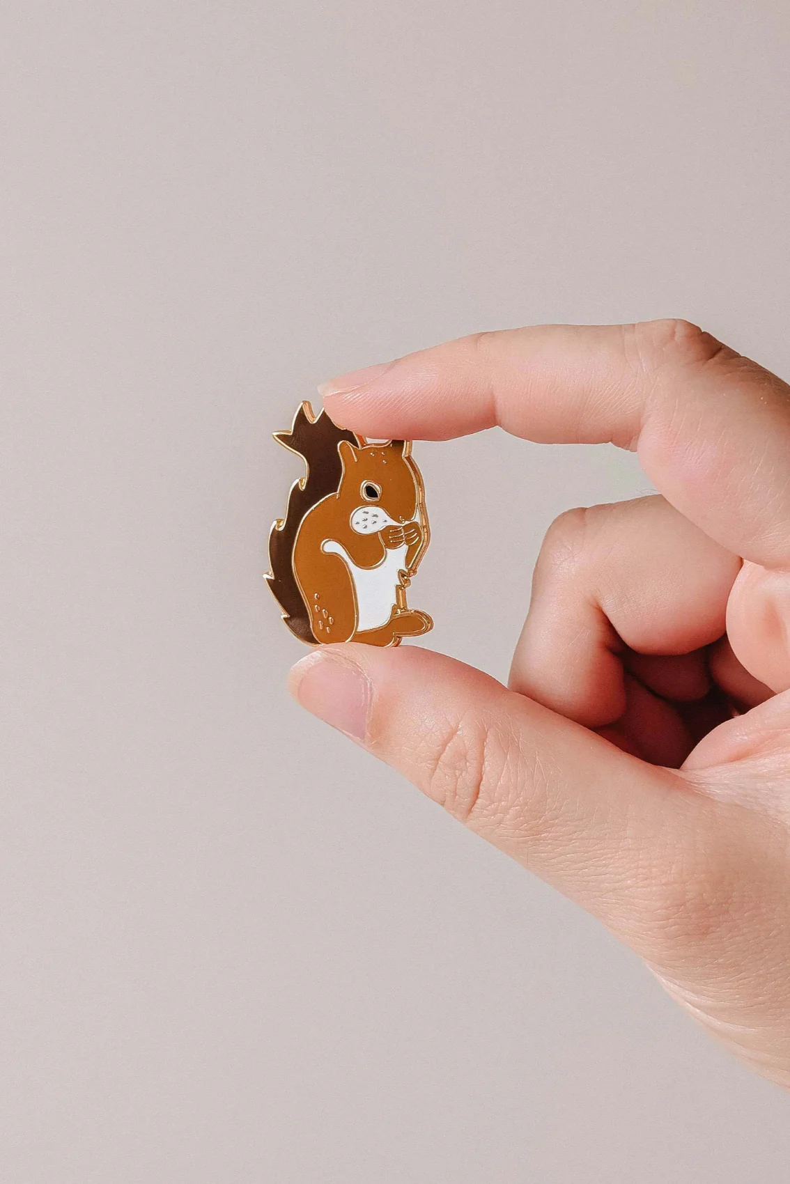 MIMI & AUGUST Épinglette - Écureuil – Image 3