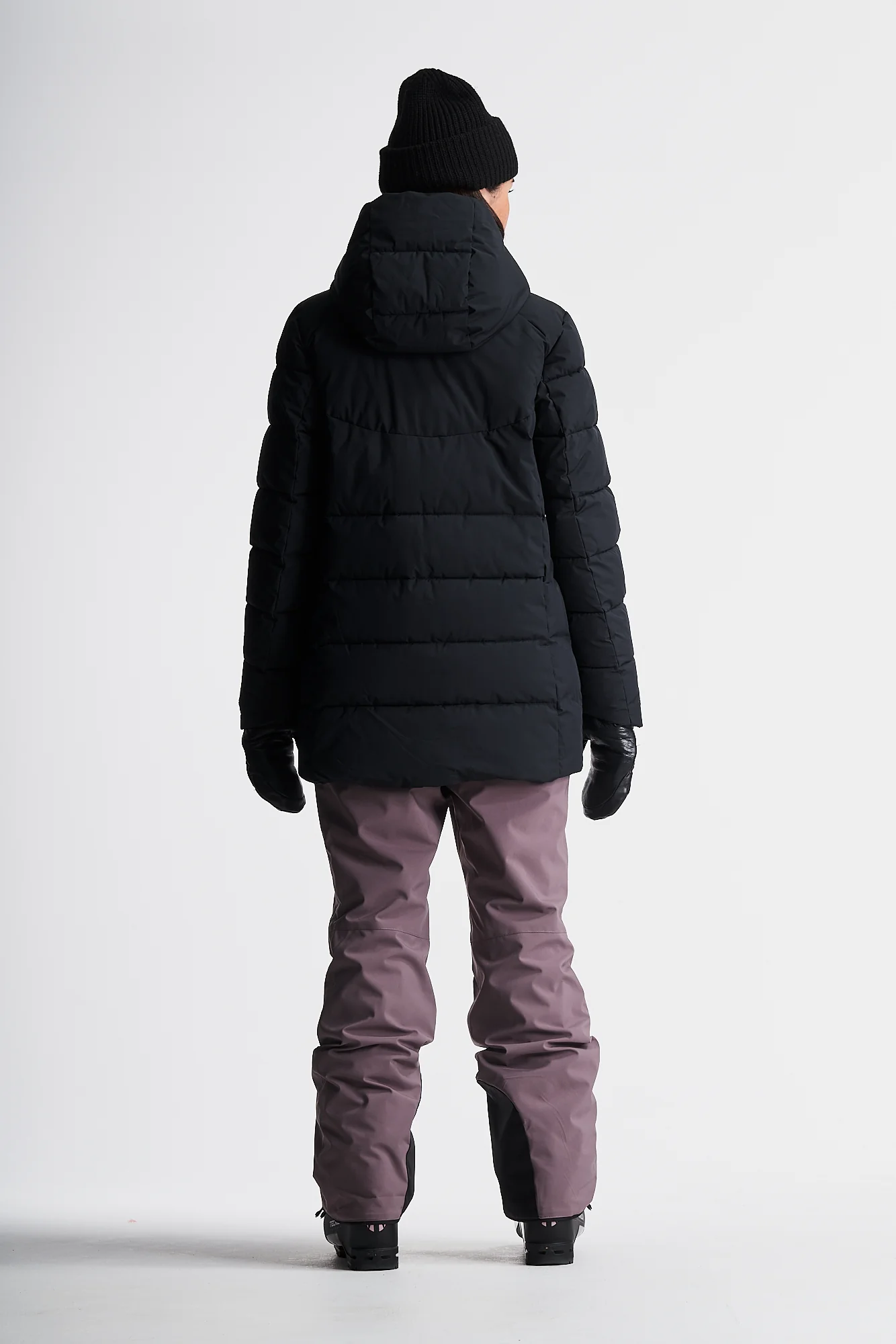 Manteau isolé Riya pour femmes – Image 3