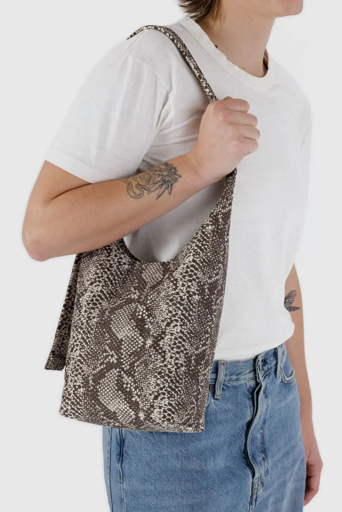 BAGGU Sac Sling Nylon Petit - SnakeSkin – Image 3